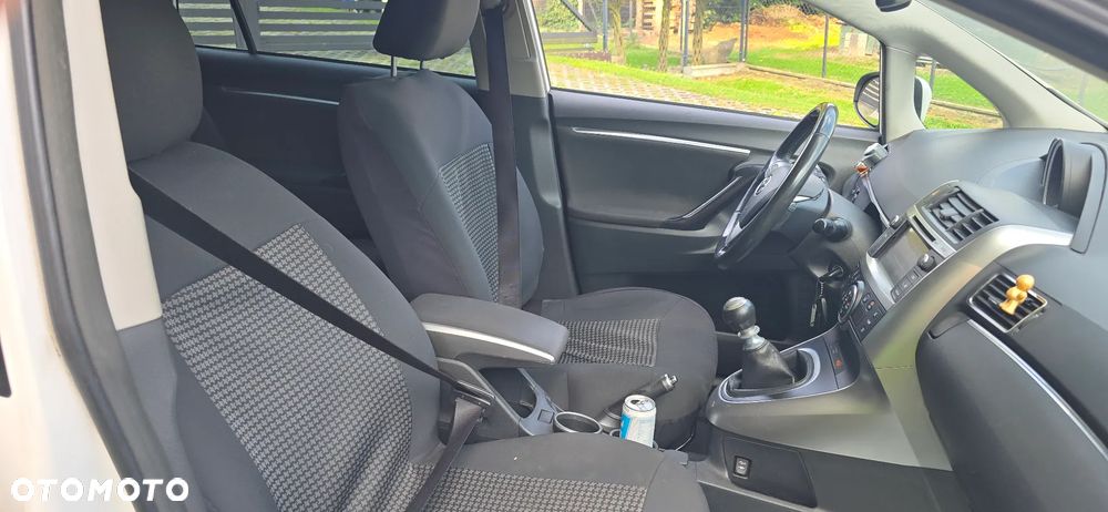 Toyota Verso 2.0 D-4D Premium 7os - 25