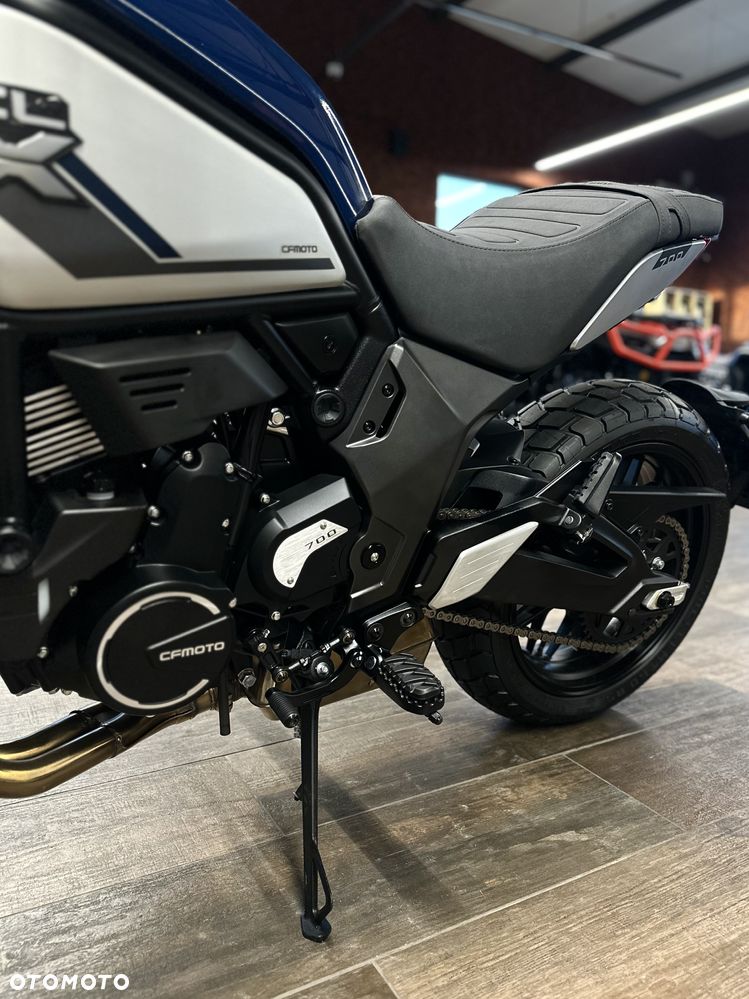 CFMoto 700CL-X Heritage - 20