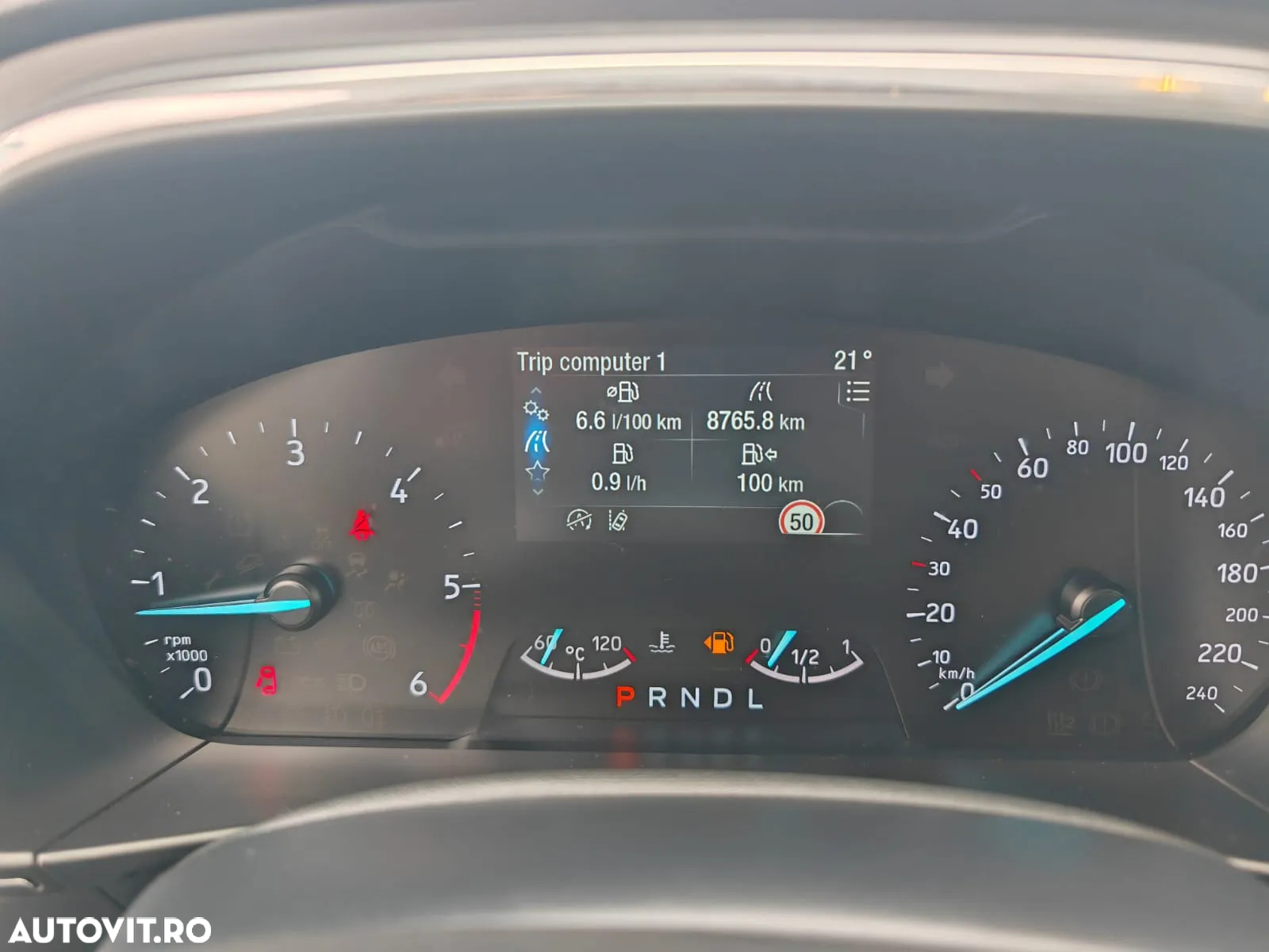 Ford Focus 1.5 EcoBlue Start-Stopp-System Aut. TITANIUM - 20