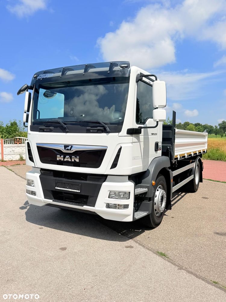 MAN TGM 18.250 / WYWROT 3 STRONNY / KIPER / E6 / SPROWADZONY / AUTOMAT / BLOKADA MOSTU / STAN BARDZO DOBRY - 26
