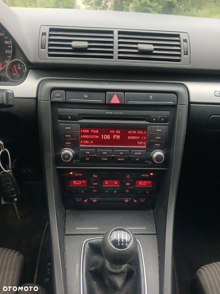 Audi A4 Avant 2.0 TDI DPF Quattro - 13