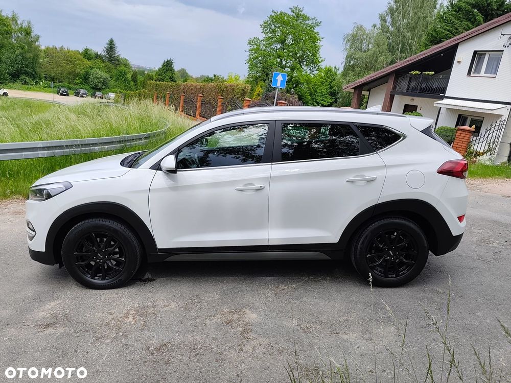 Hyundai Tucson blue 1.7 CRDi 2WD Passion - 18