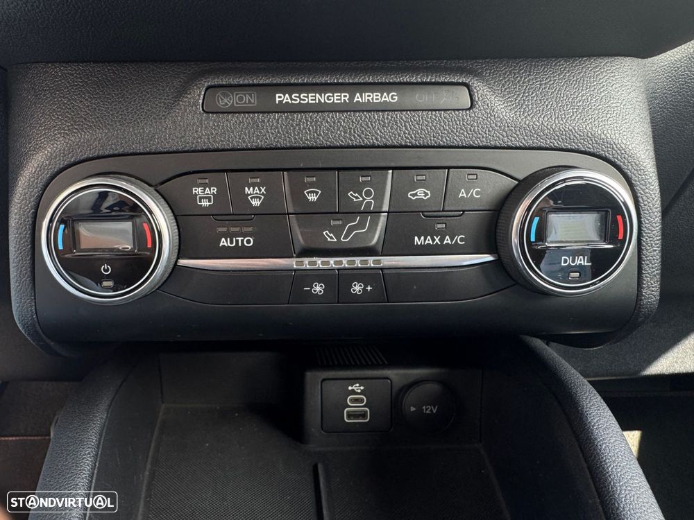 Ford Kuga 1.5 EcoBoost ST-Line - 23