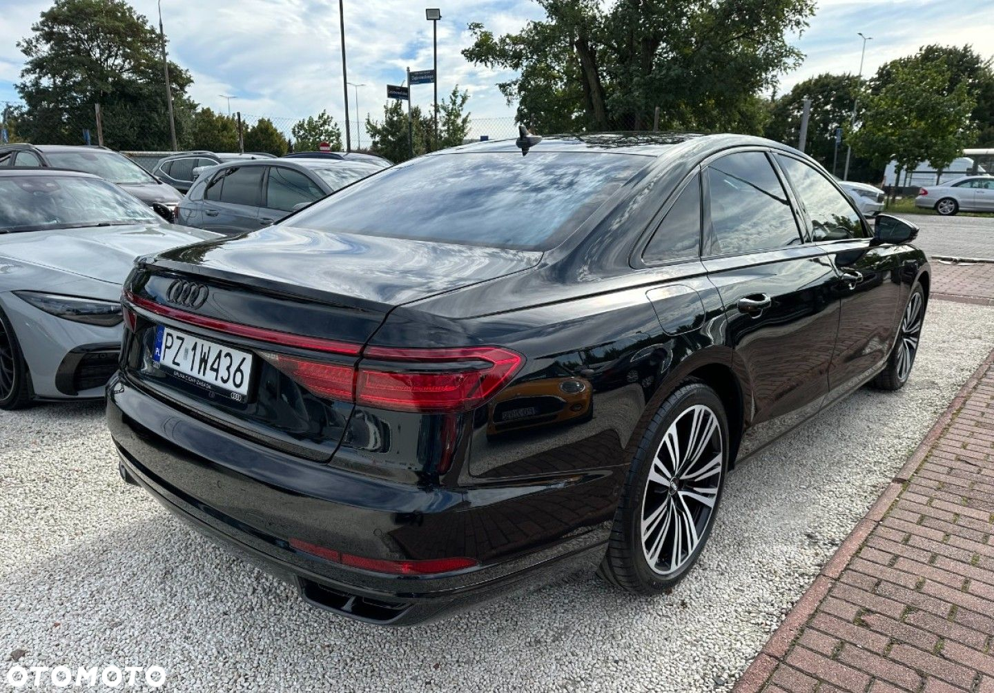 Audi A8 - 6