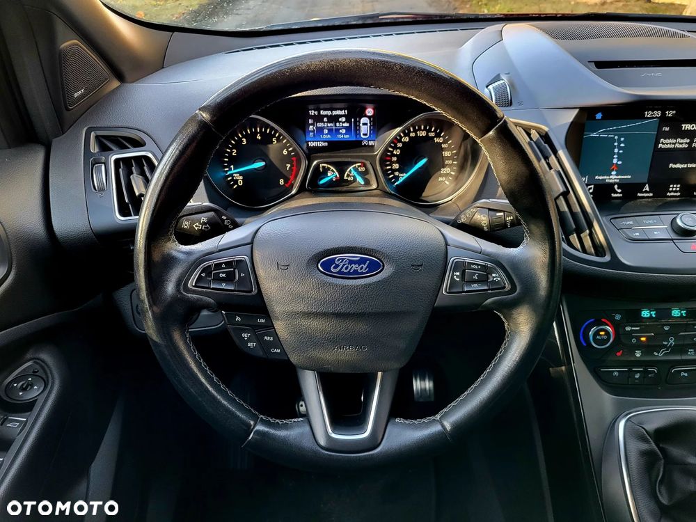 Ford Kuga 1.5 EcoBoost 2x4 ST-Line - 15