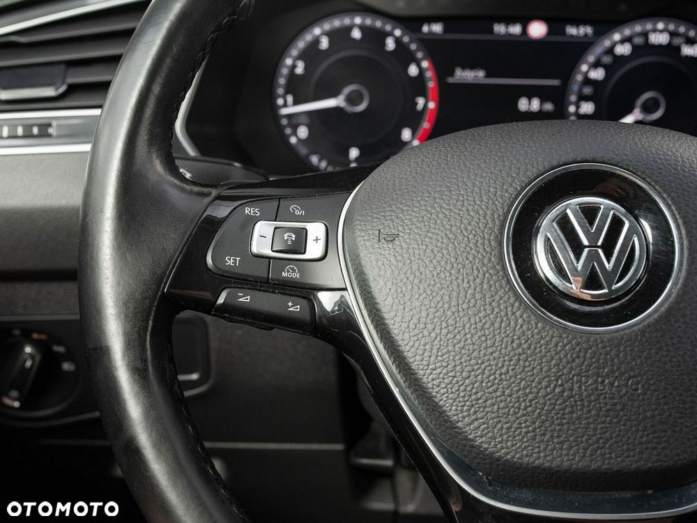 Volkswagen Tiguan - 14