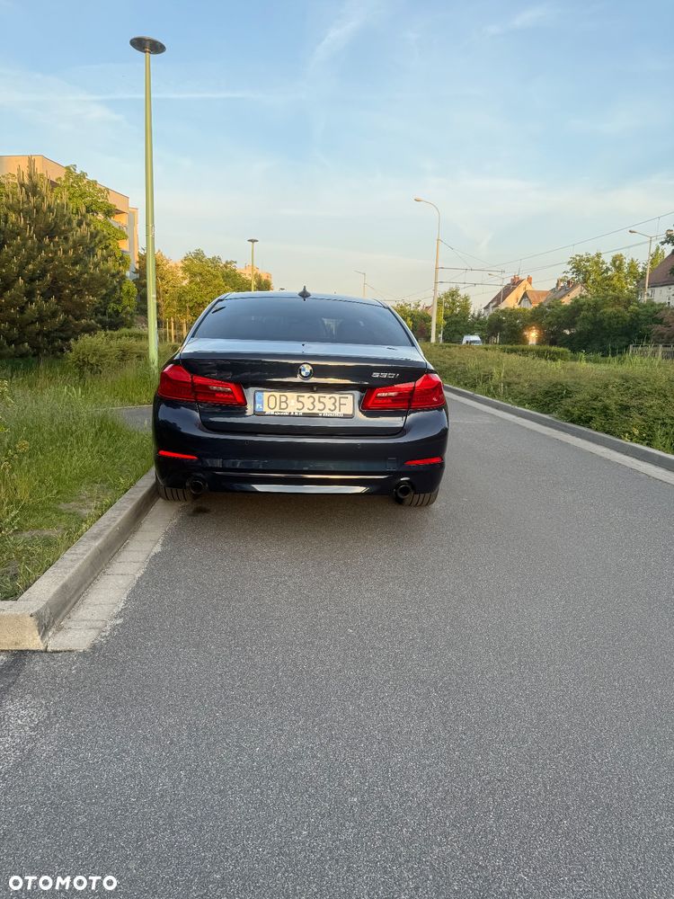 BMW Seria 5 530i Sport Line sport - 6