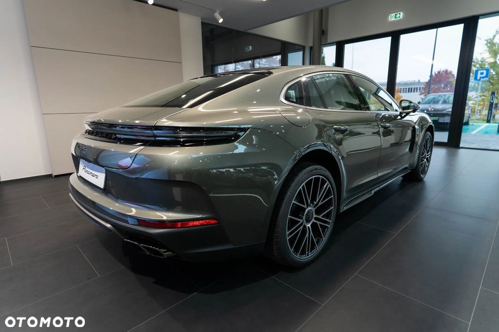 Porsche Panamera Turbo S E-Hybrid PHEV - 3