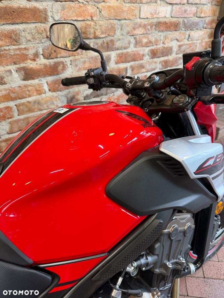Honda CBF - 11