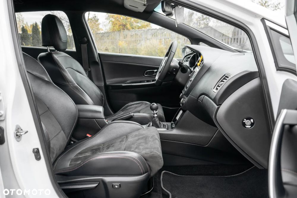 Kia Ceed 1.6 T-GDI GT-Track - 39