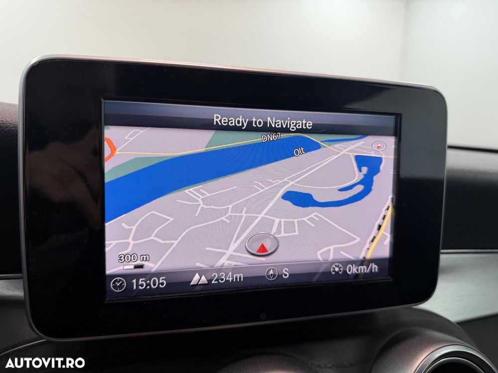 Mercedes-Benz C 180 9G-TRONIC AMG Line - 14