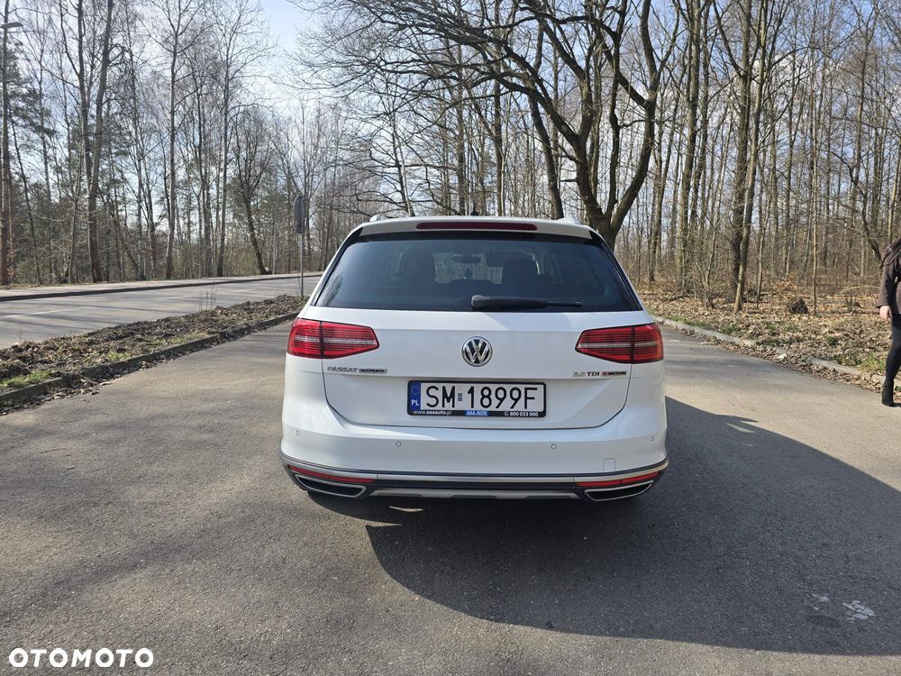 Volkswagen Passat - 8