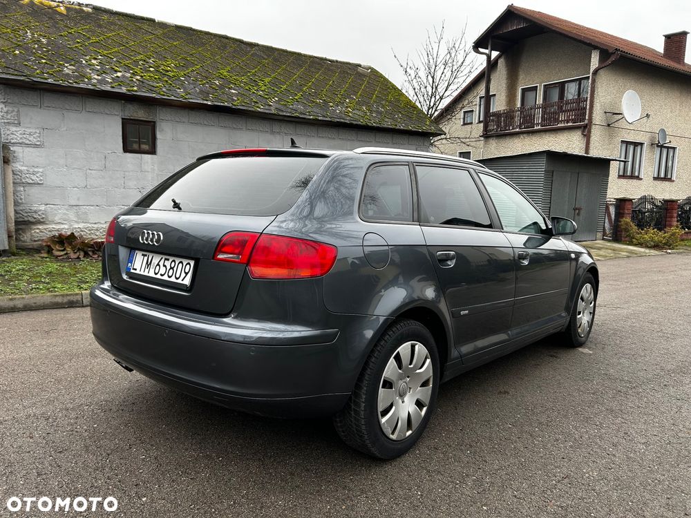 Audi A3 Sportback 2.0 TDI DPF Attraction - 5