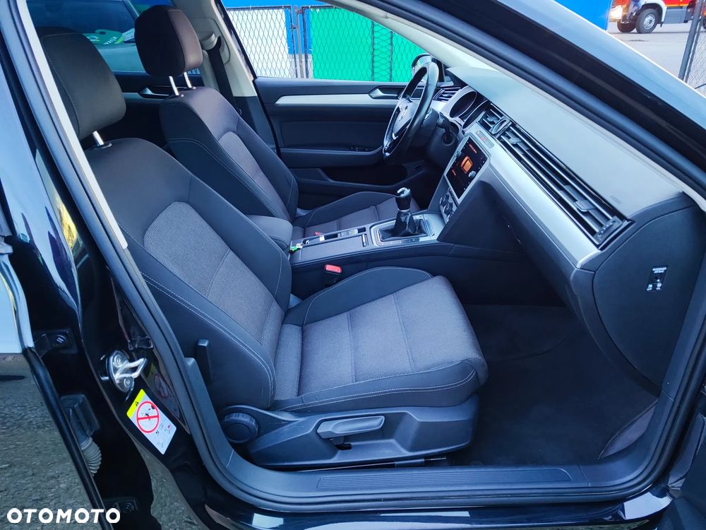 Volkswagen Passat 2.0 TDI BMT Comfortline - 9