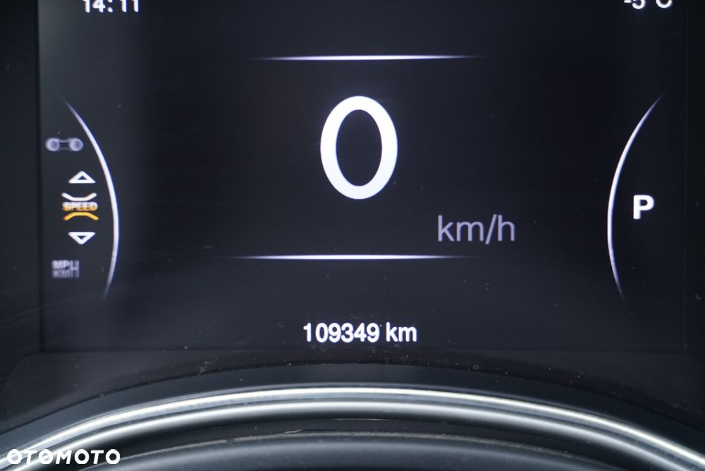 Jeep Grand Cherokee - 21