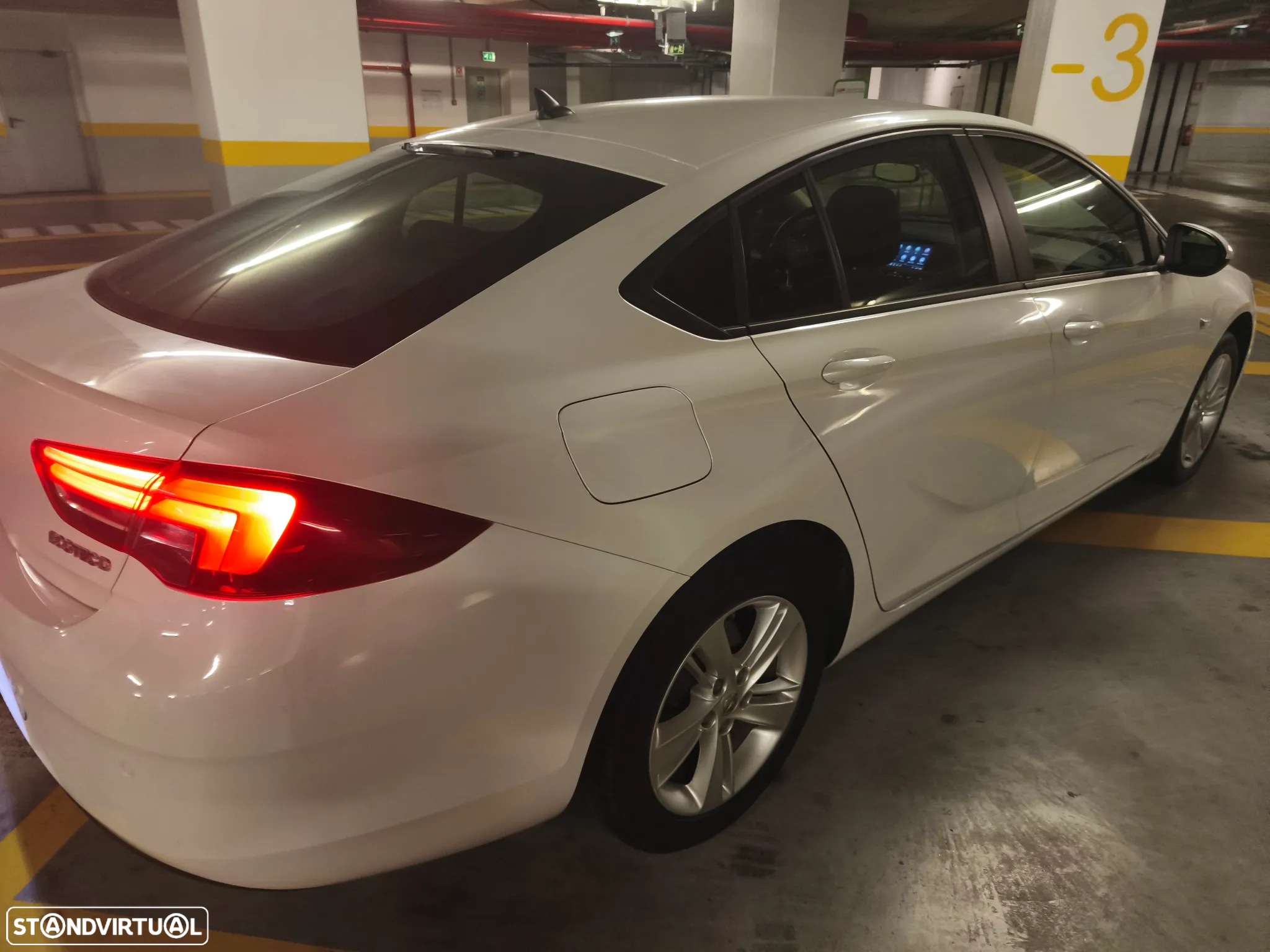 Opel Insignia Grand Sport 1.6 CDTi Edition - 21