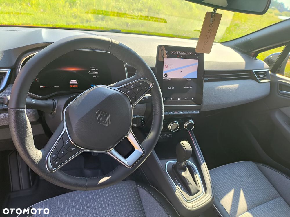 Renault Clio - 5