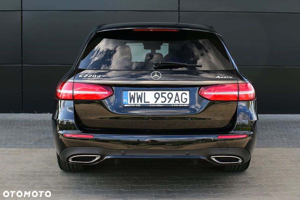 Mercedes-Benz Klasa E 220 d 4-Matic 9G-TRONIC - 4