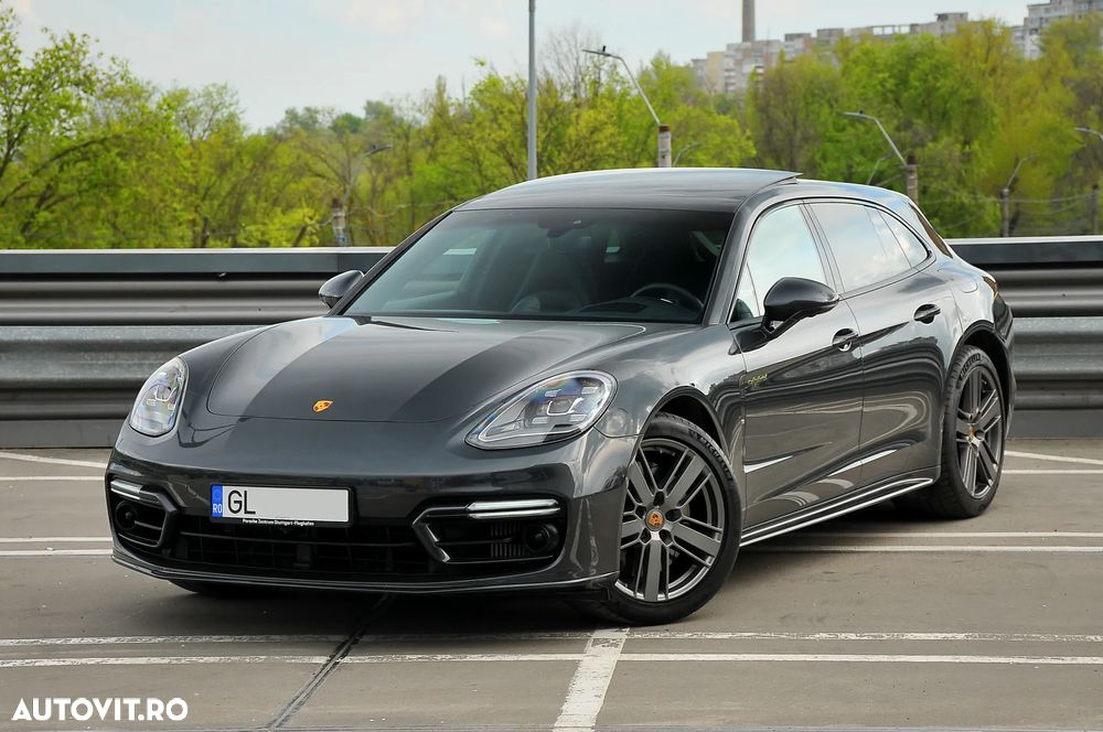 Porsche Panamera 4 Platinum Edition - 2