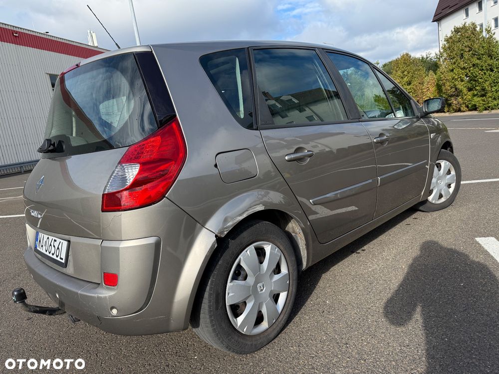 Renault Scenic 2.0 16V Privilege - 6