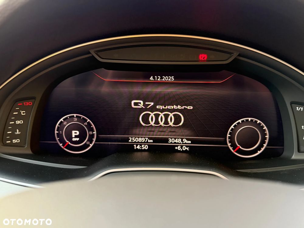 Audi Q7 50 TDI Quattro Tiptronic - 15