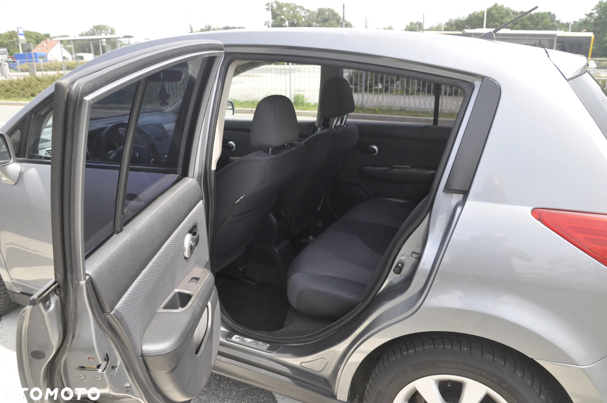 Nissan Tiida 1.6 Visia AC/CD - 14