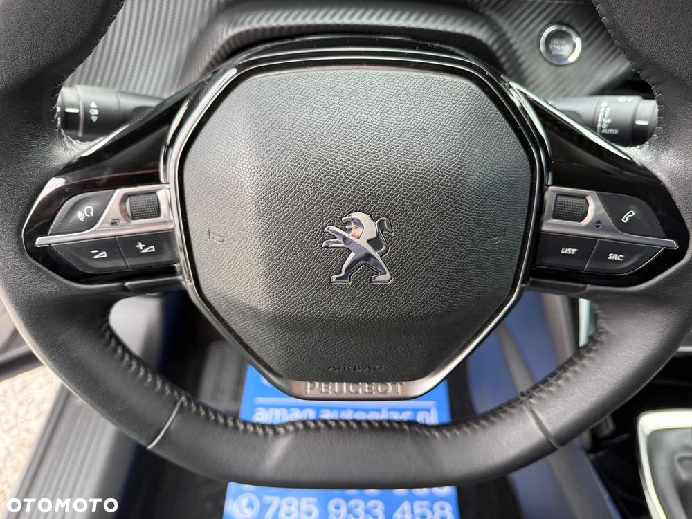 Peugeot 2008 PureTech 100 Stop&Start Allure - 22