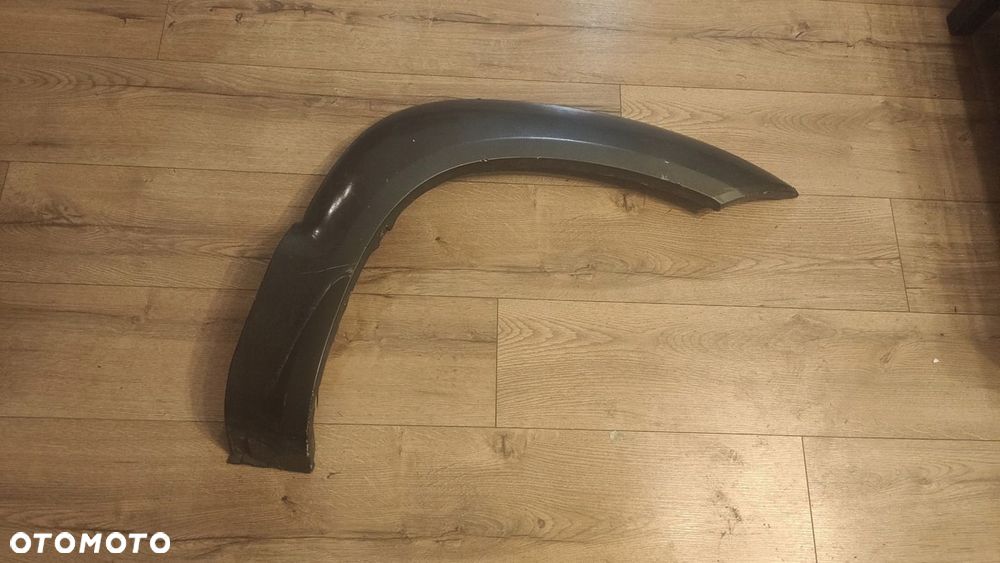 LISTWA BŁOTNIKA PRAWY PRZÓD HYUNDAI TUCSON 04- - 1