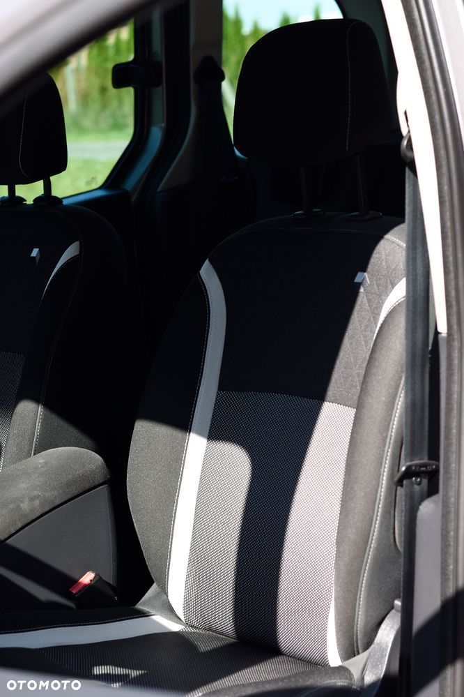 Renault Kangoo 1.5 dCi Privilege Plus - 29