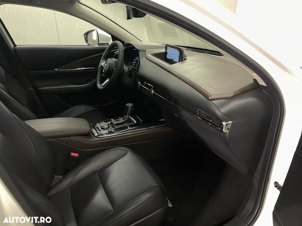 Mazda CX-30 e-SKYACTIV X186 AWD AT MHEV Exclusive-Line - 11