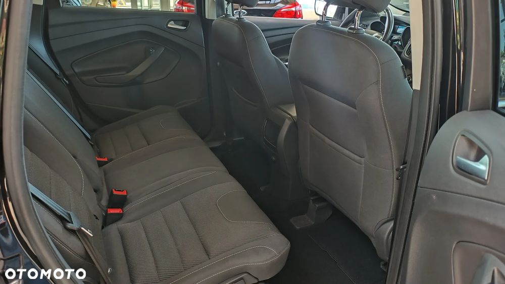 Ford Kuga - 7