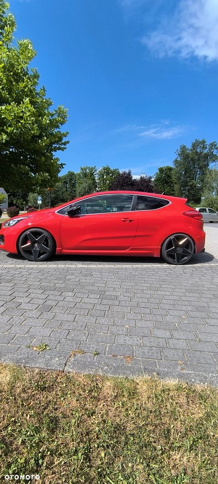 Kia Ceed 1.6 T-GDI GT-Challenge - 4