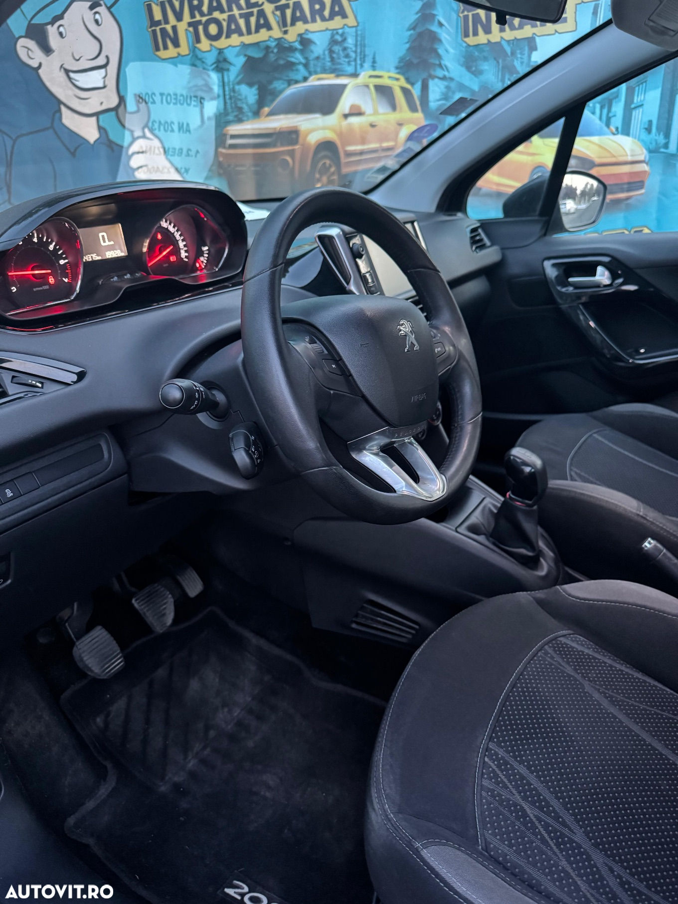 Peugeot 208 1.2 L PureTech Active - 4