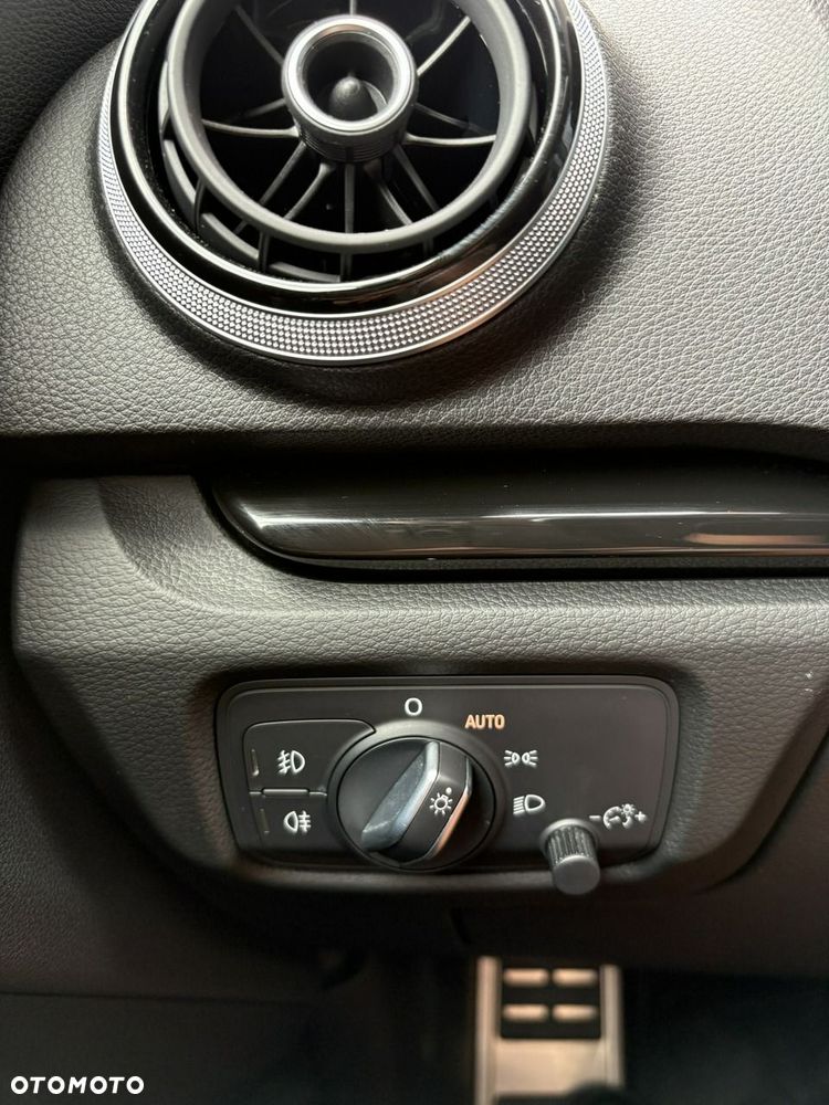 Audi A3 Sportback - 30