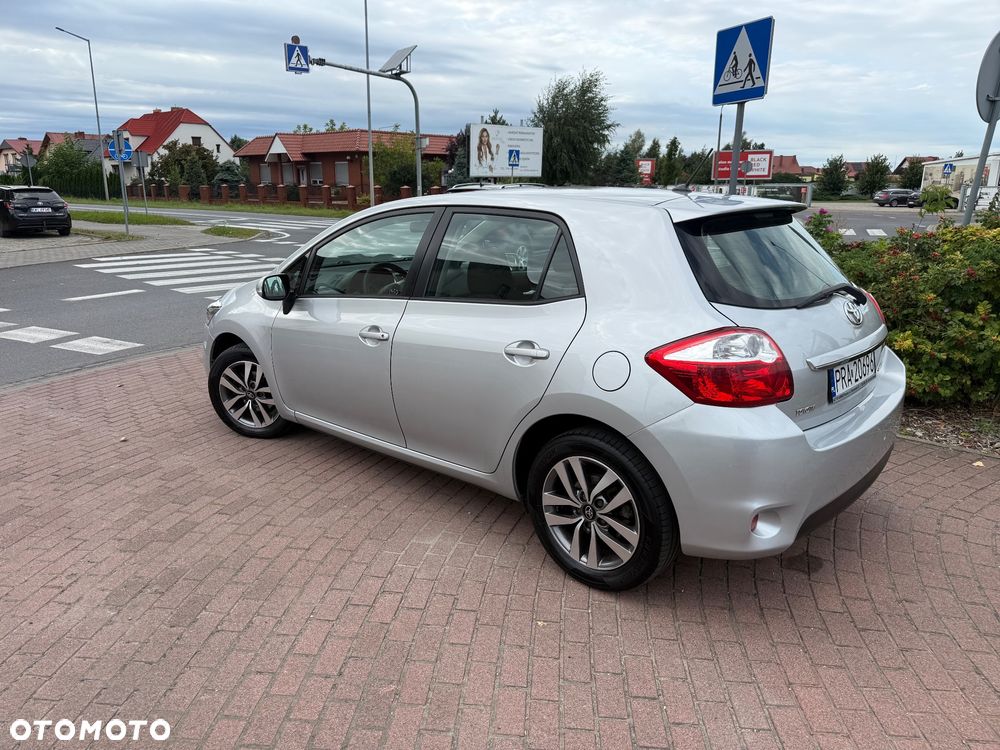 Toyota Auris 1.33 VVT-i Life Comfort - 4