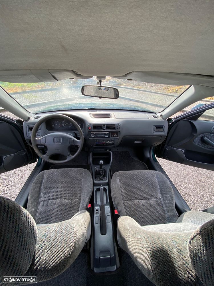 Honda Civic 1.4i S - 11