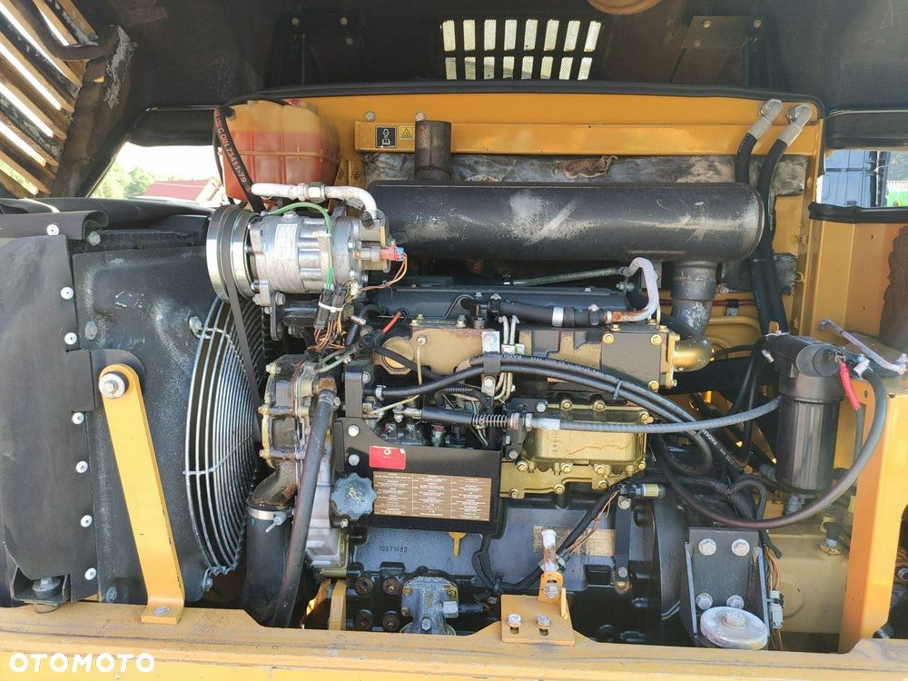 Caterpillar Cat 914G - 28