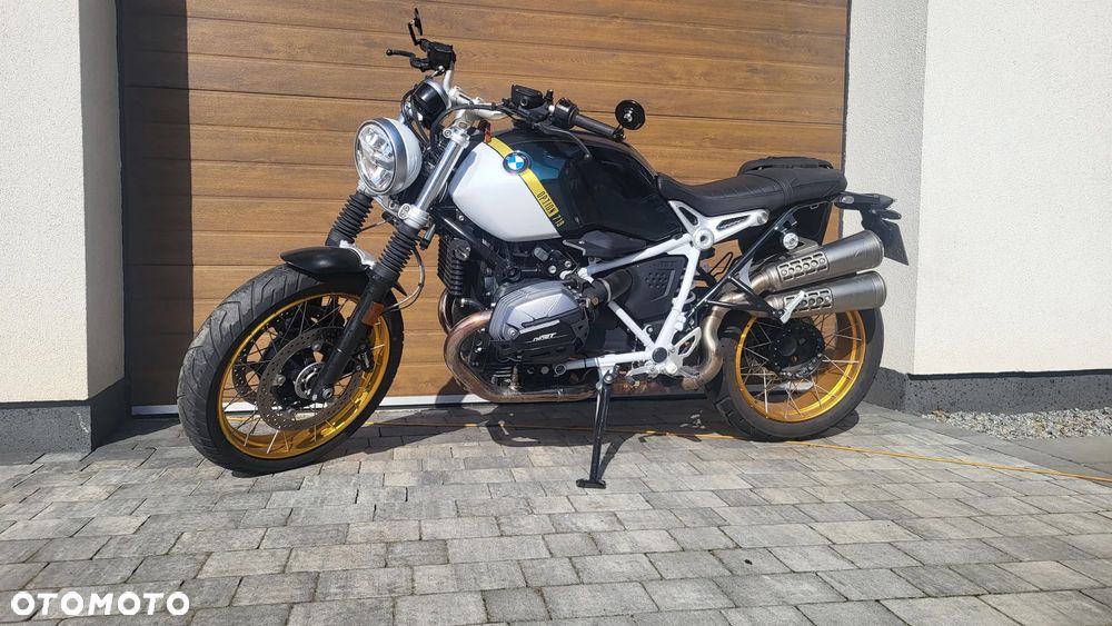 BMW R - 2