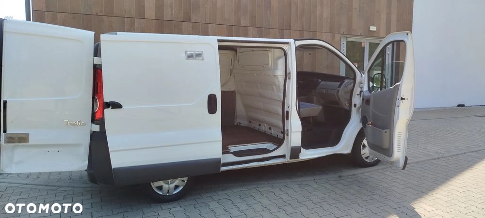 Renault Trafic - 10
