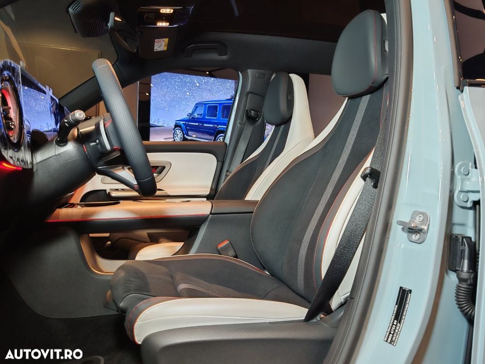 Mercedes-Benz GLB 220 MHEV - 11