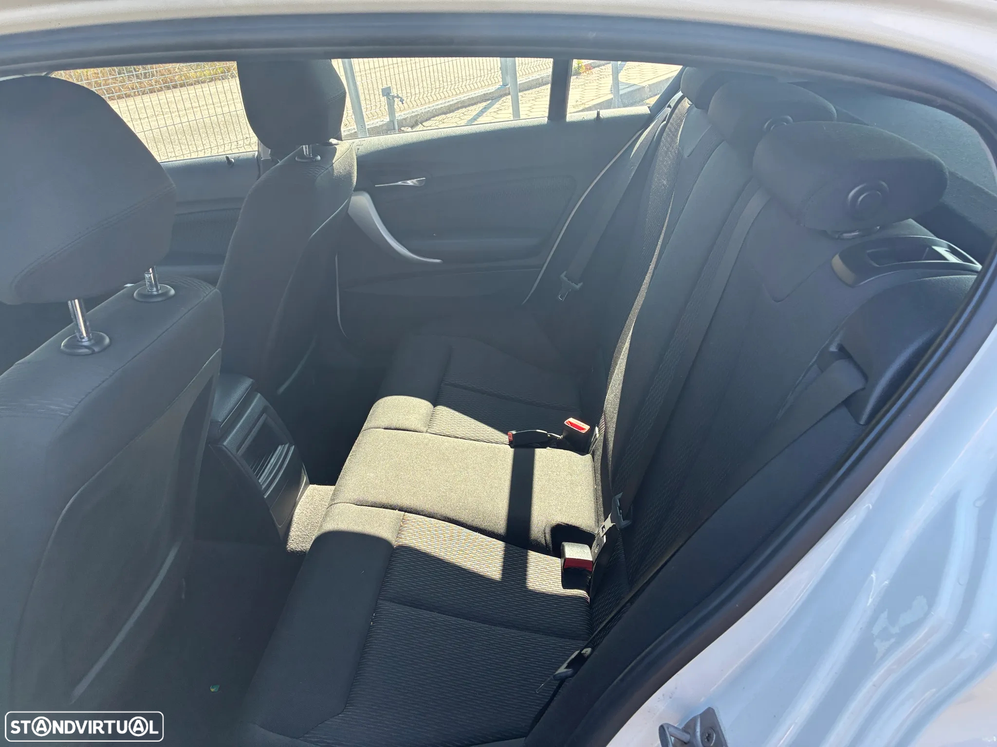 BMW 116 i Line Urban - 4