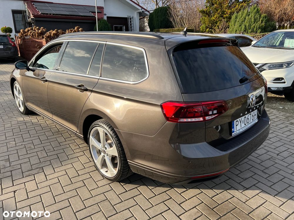 Volkswagen Passat - 4