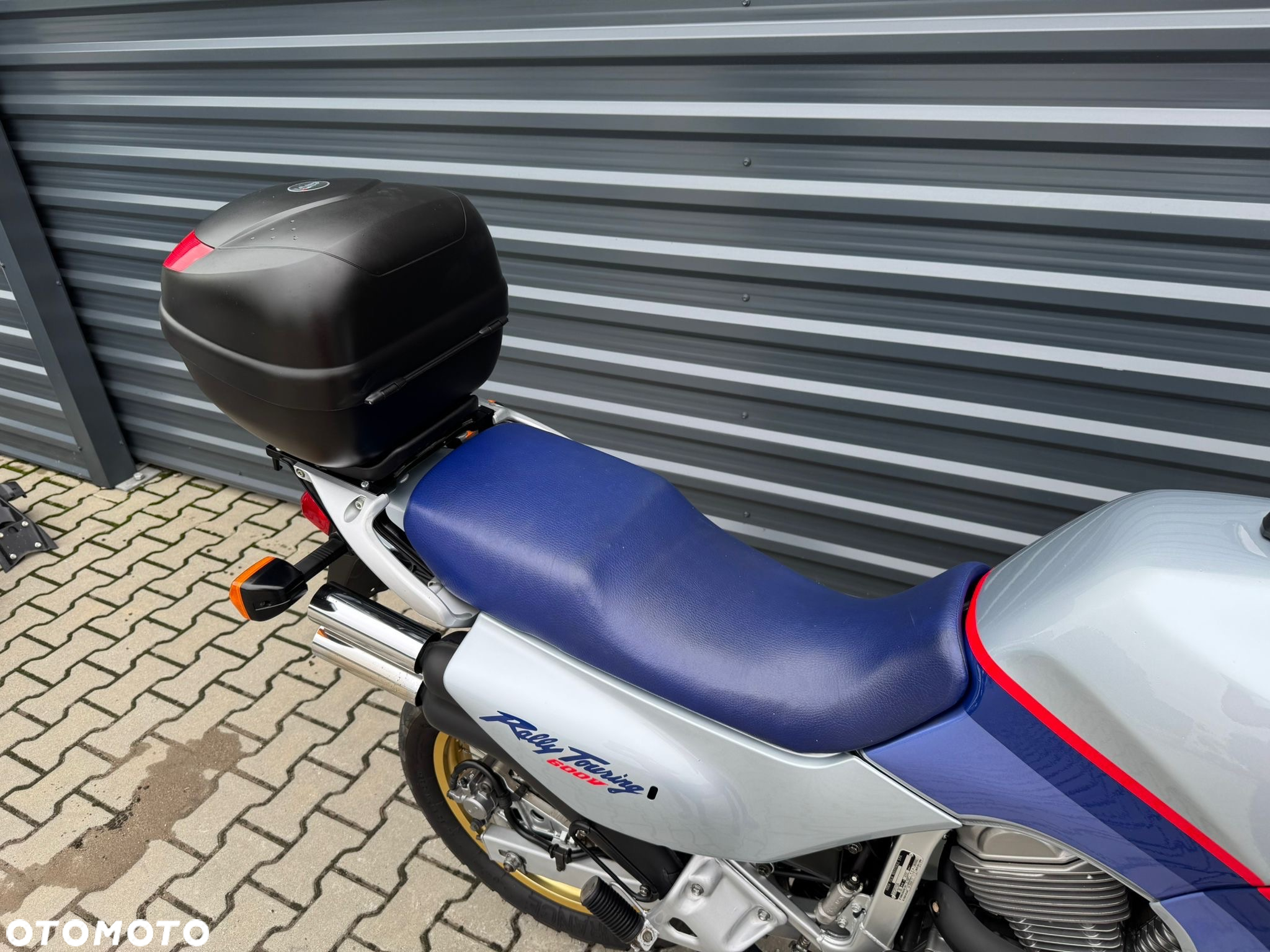Honda XL - 18