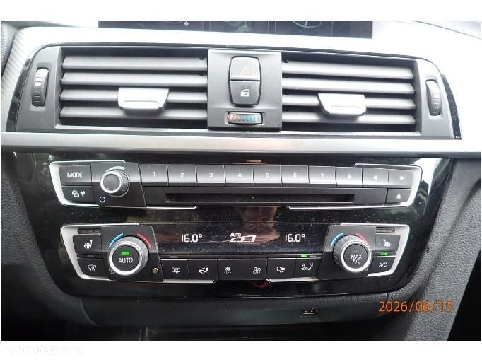 BMW Seria 3 320d xDrive Sport Line - 9
