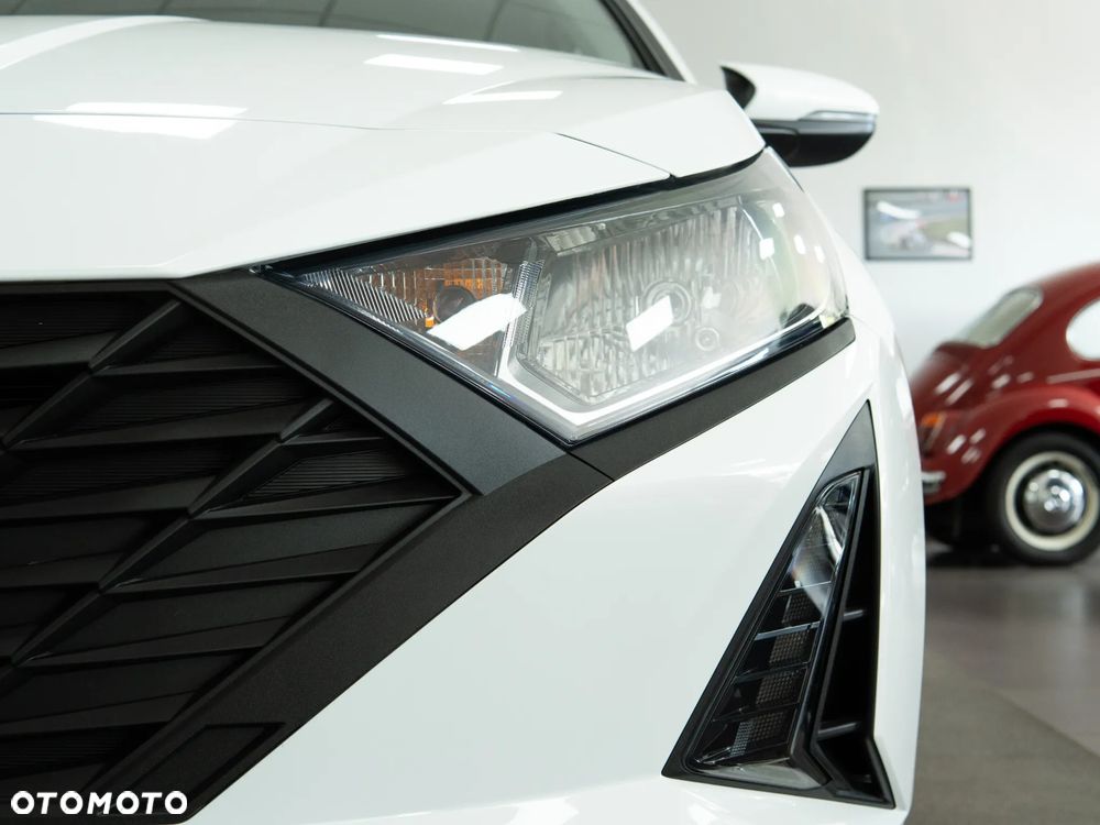Hyundai i20 1.2 Modern - 8