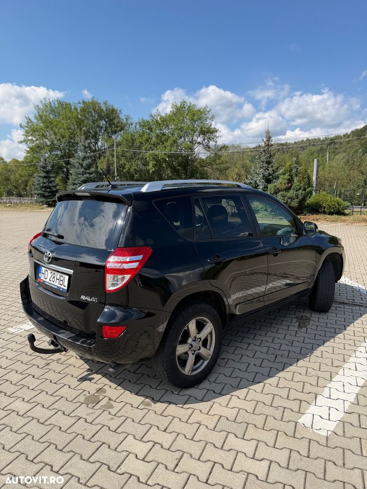 Toyota RAV4 2.2 D-4D Executive - 4
