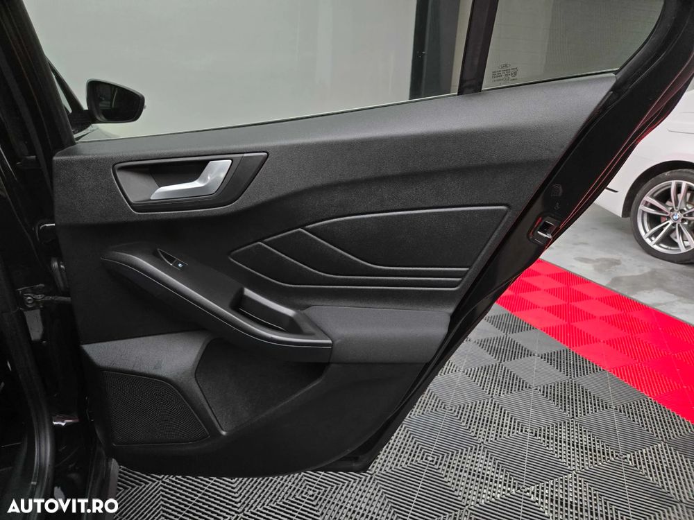 Ford Focus 1.5 EcoBlue Connected - 20