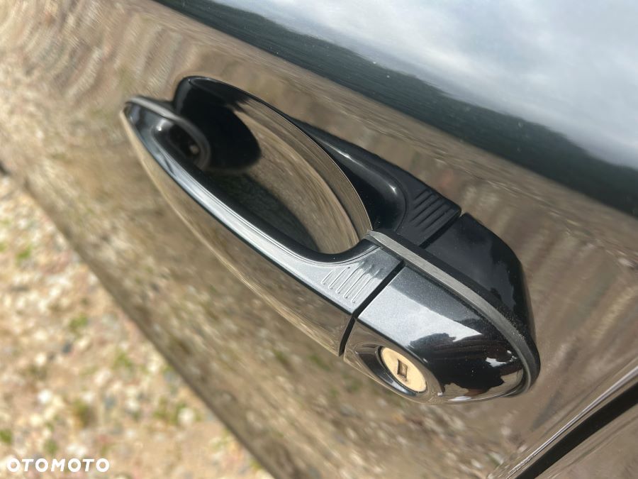 BMW Seria 1 118d DPF Edition Sport - 13