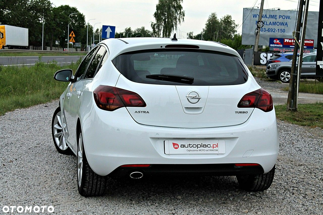 Opel Astra IV 1.4 T Cosmo S&S - 4