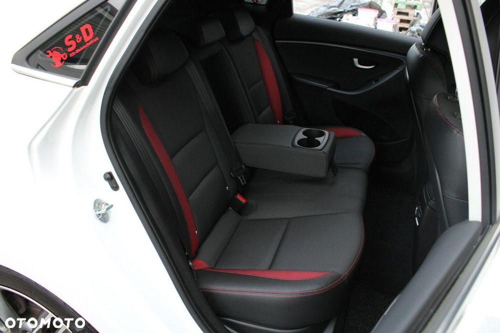 Hyundai i30 1.6 GDI Turbo Sport - 12